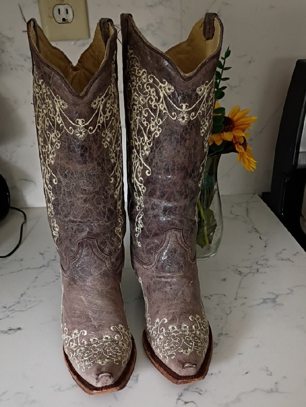 Corral  Leather Vintage-Inspired Western Boots